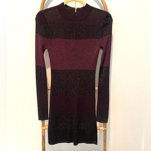 White House black market glitter tunic wine size Small